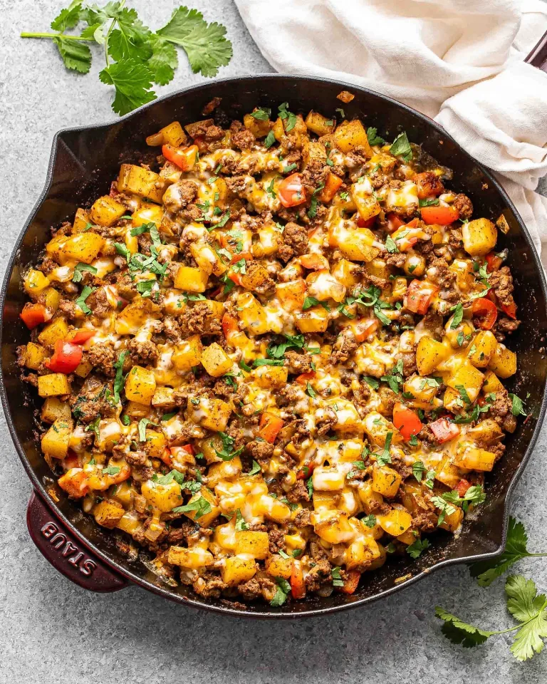 Ground Beef and Potatoes Skillet Recipe