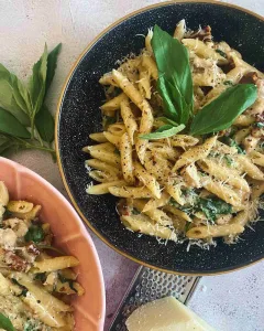 Creamy Sun Dried Tomato Pasta Recipe